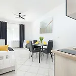 Comfortable For 3 People With Parking In By Renters *